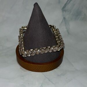 Elegant Gold-Tone Crystal earrings- Gold